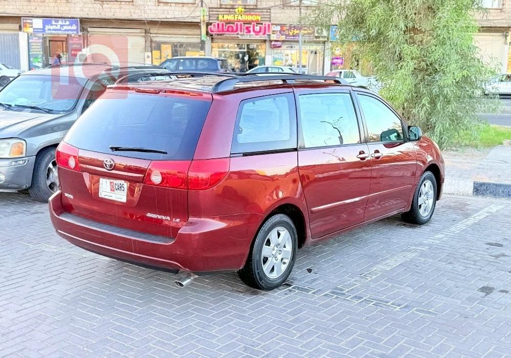 تويوتا سيينا